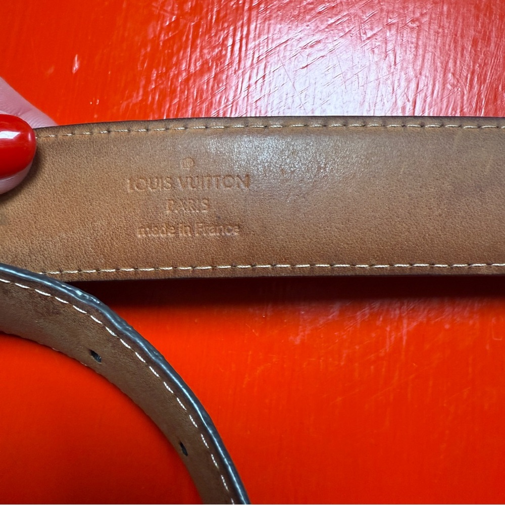 LOUIS VUITTON CURVED BELT SIZE 90 dust bag and box added extra hole - Picture 8 of 12